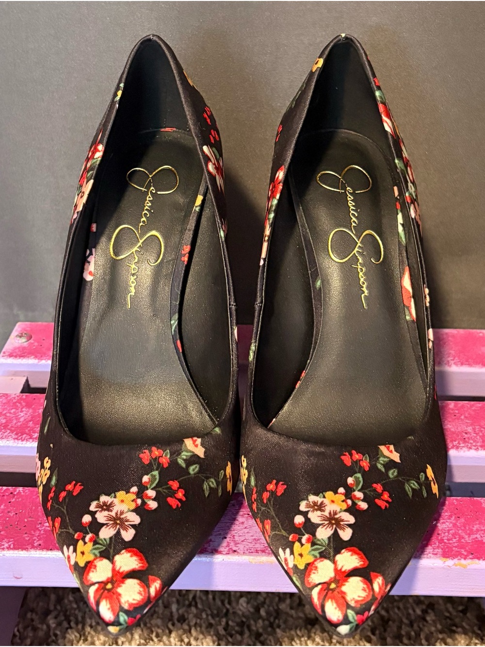 Jessica Simpson Black Floral Pointed Toe Pumps
